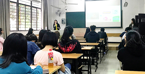<b>泽稷教育ACCA大学生财会职业生涯规划系列讲座走进上海师范大学</b>
