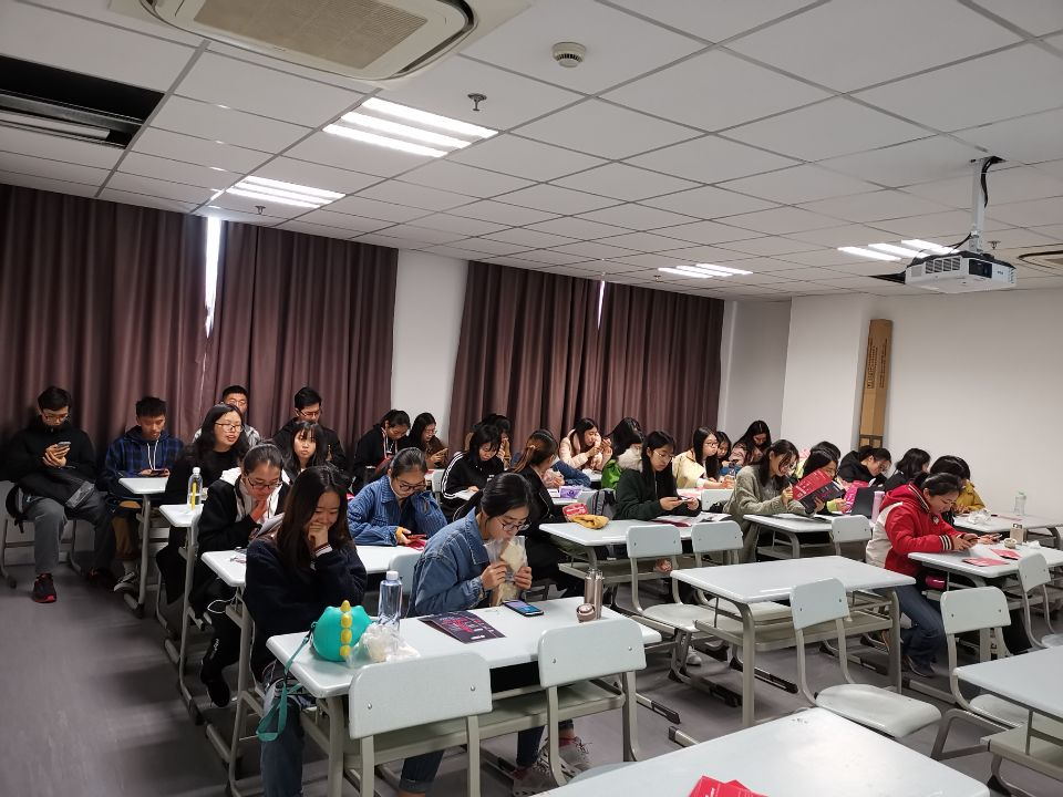 <b>上海立信会计金融学院·泽稷教育ACCA讲座顺利举行</b>