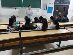 泽稷教育·上海应用技术大学财会金融知识宣讲活动隆重举行