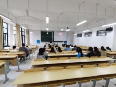 泽稷教育·上海应用技术大学职业规划讲座顺利举行